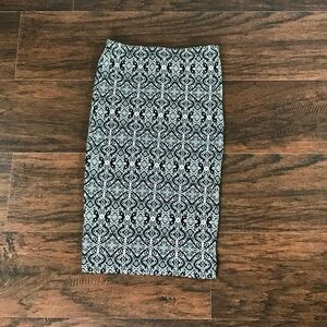 {Forever 21} Geometric Print Pencil Skirt